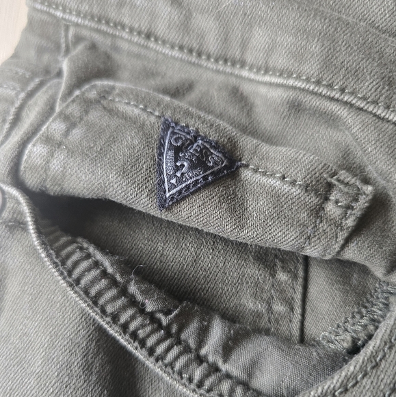 Guess Distressed Hunter Green Jeans Size 32 - Picture 4 of 10